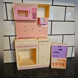 Vtg Barbie 80s Kitchen Entertainment System Bundle Doll House Play Imagination‎